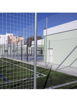 Poste metálico galvanizado 6m para red protección con pletina para atornillar